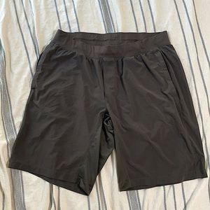 Men’s lululemon T.H.E. Short 9” linerless